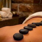 omeonatura-hot stone -massage